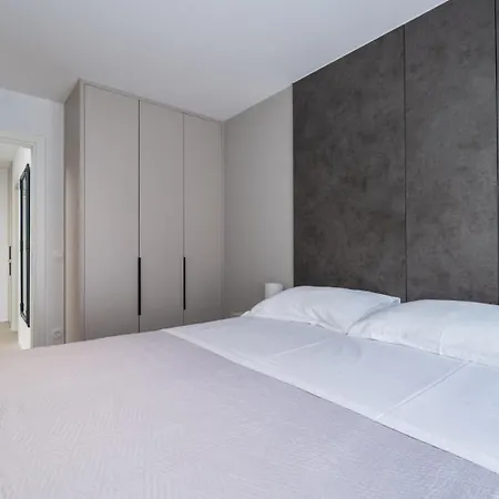 アパート Maria ザトン